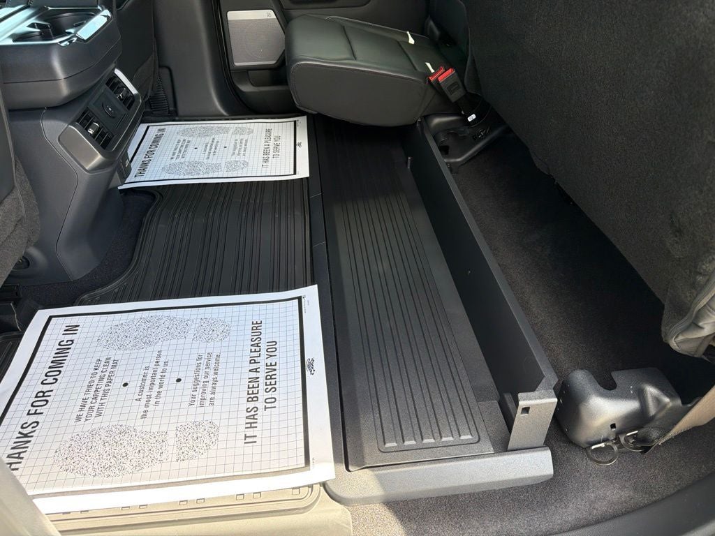 2026 Ford F-150 Lariat Black Appearance Pkg