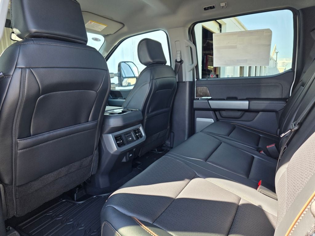 2026 Ford F-350SD Lariat Tremor