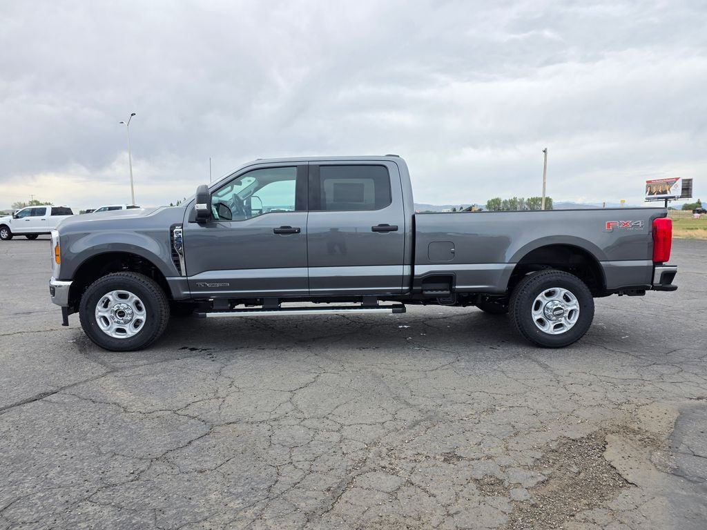 2026 Ford F-350SD XLT