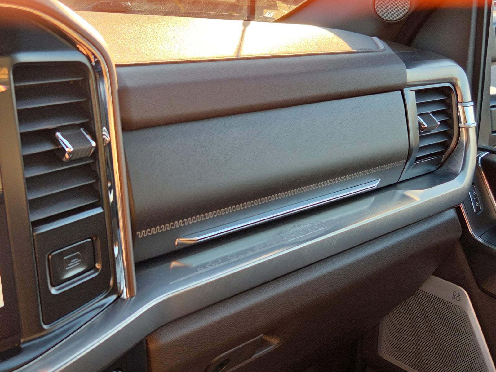 2027 Ford F-350SD King Ranch