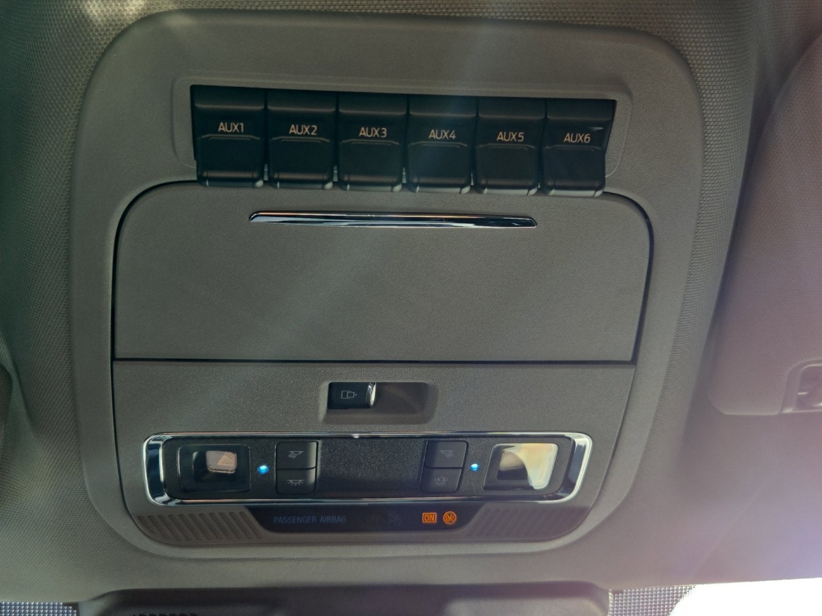 2027 Ford F-350SD Lariat Tremor