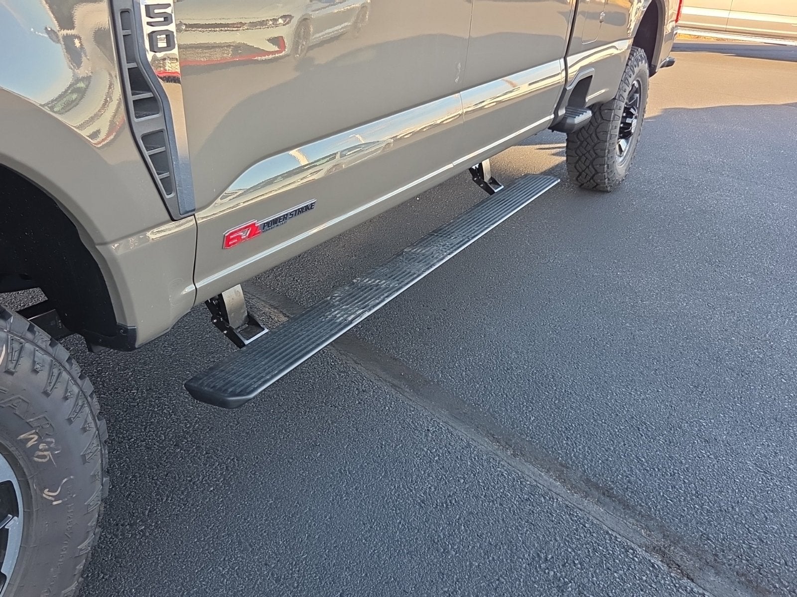 2027 Ford F-350SD Lariat Tremor