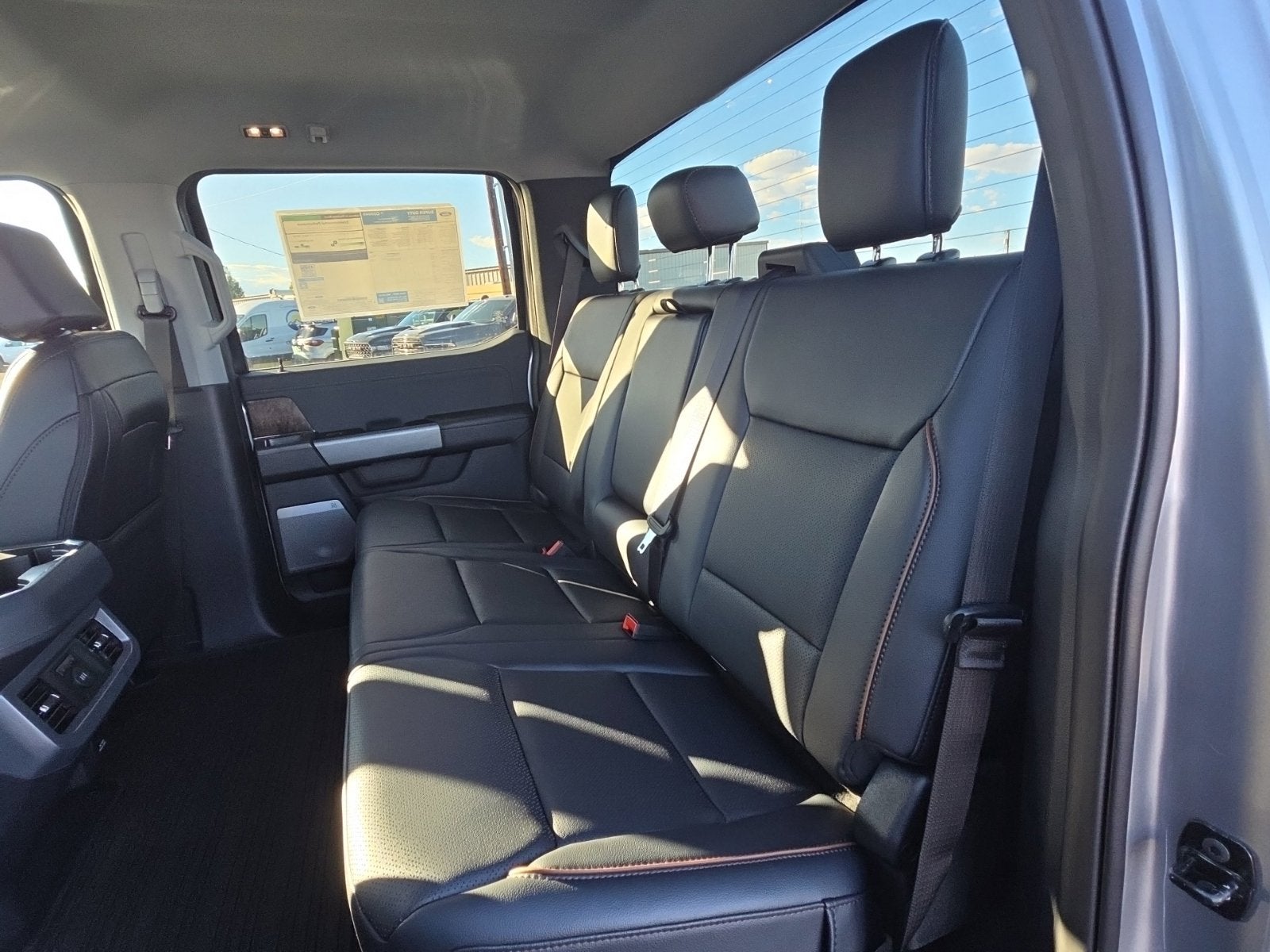 2027 Ford F-350SD Lariat