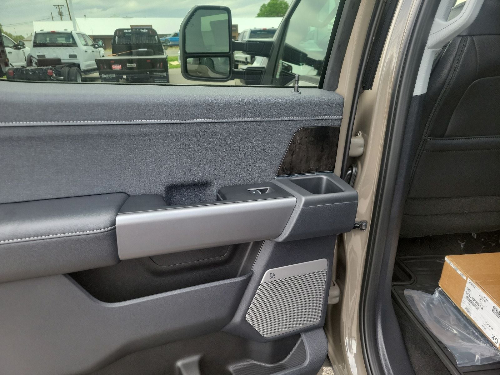 2026 Ford F-350SD Lariat Tremor