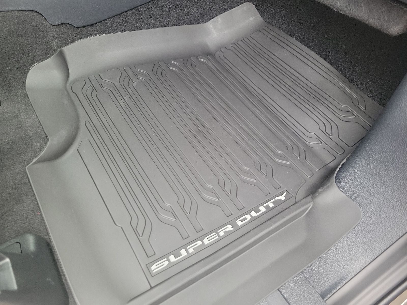 2026 Ford F-350SD Lariat Tremor