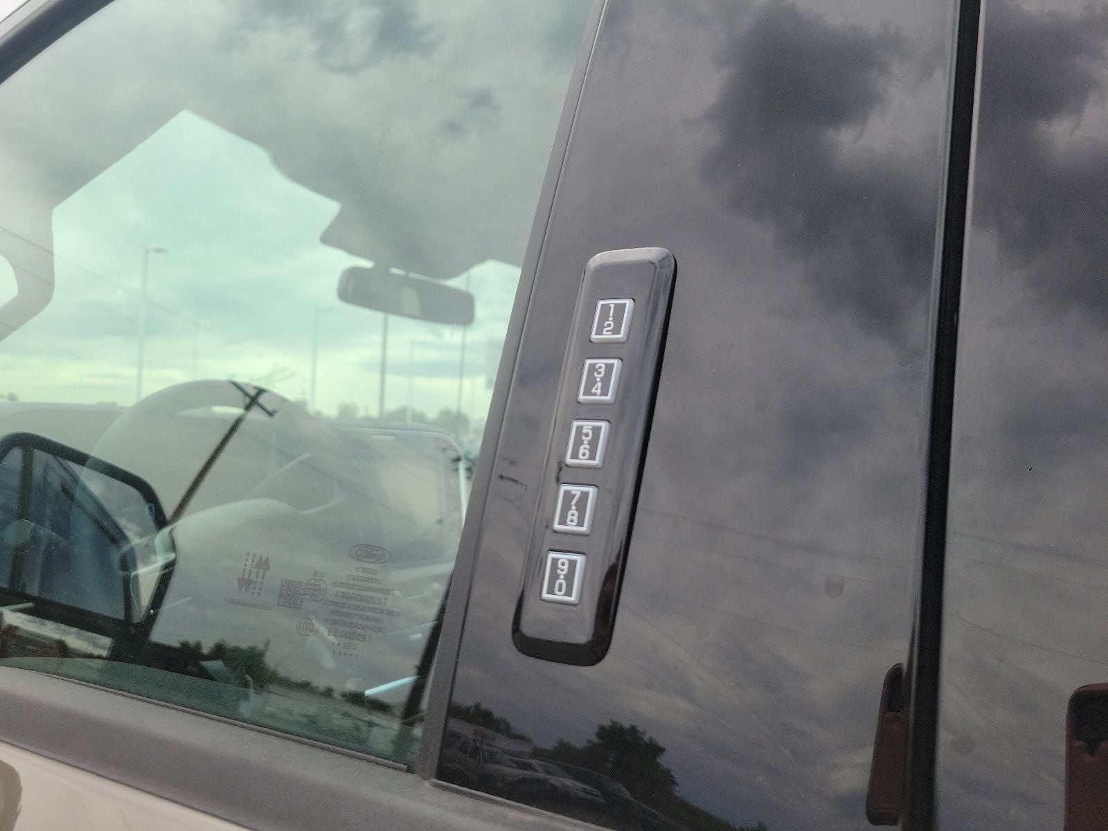 2026 Ford F-350SD Lariat Tremor