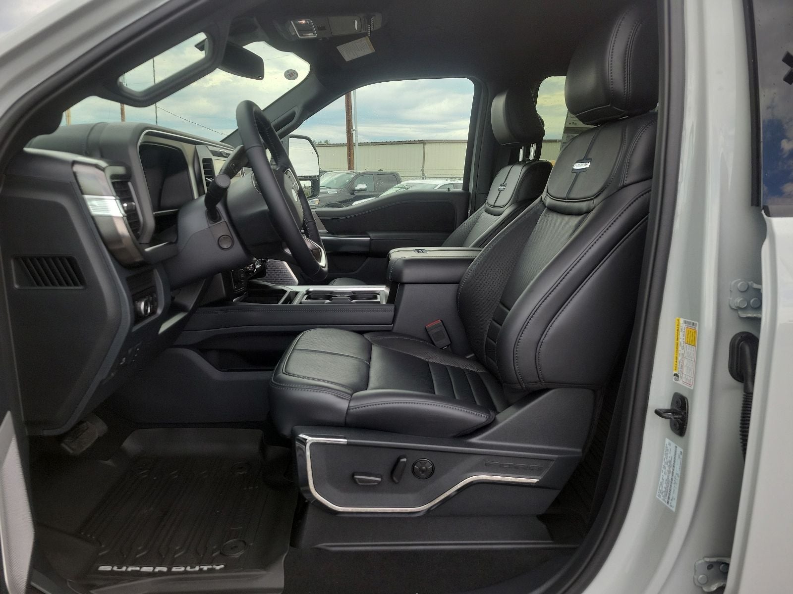 2026 Ford F-350SD Platinum