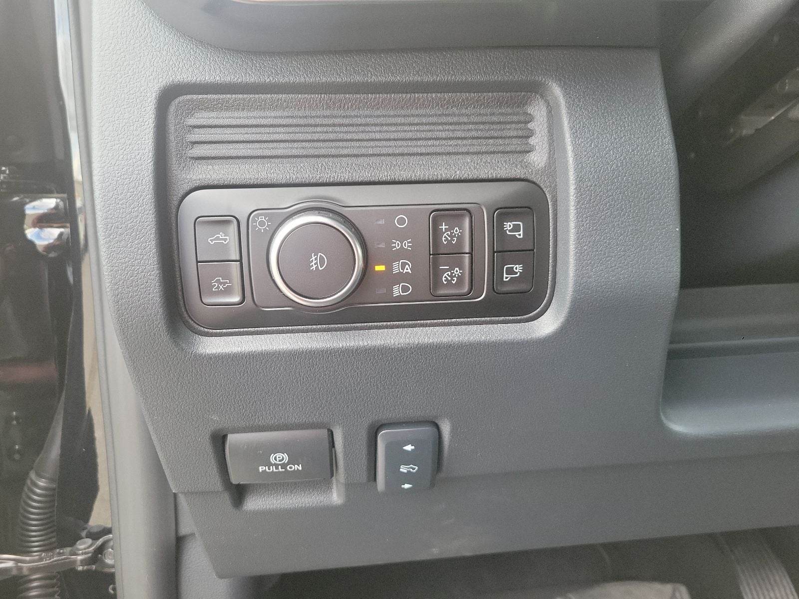 2026 Ford F-350SD Lariat Tremor