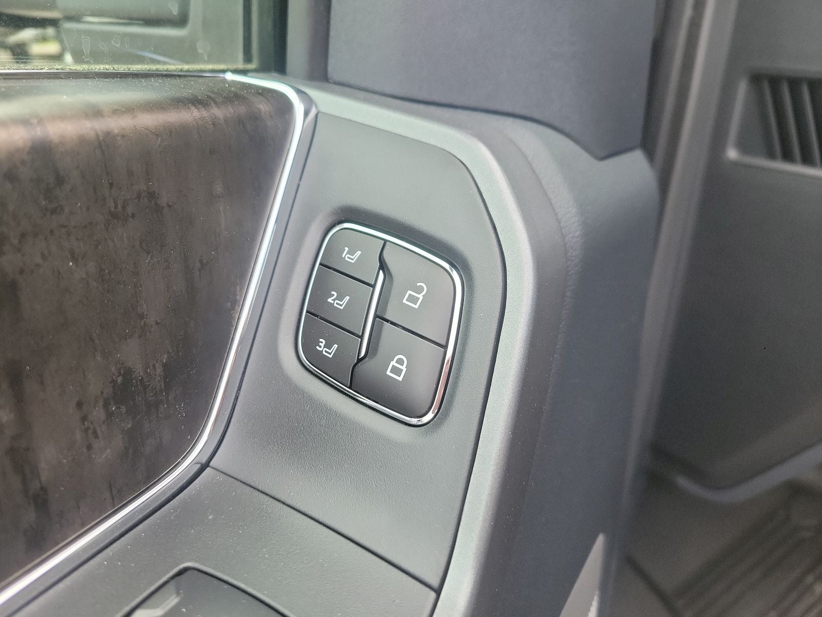 2026 Ford F-350SD Lariat Tremor
