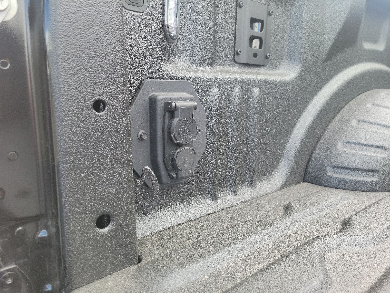 2026 Ford F-350SD Lariat Tremor