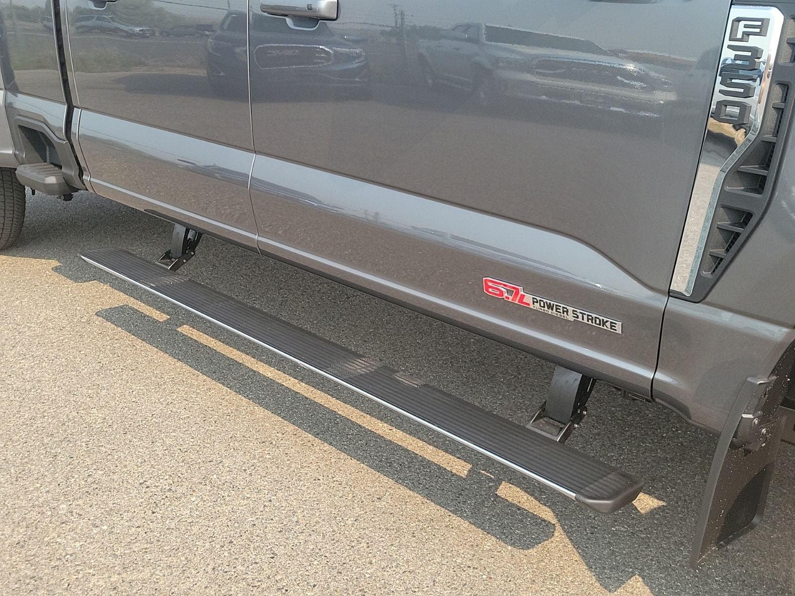 2026 Ford F-350SD Lariat DRW