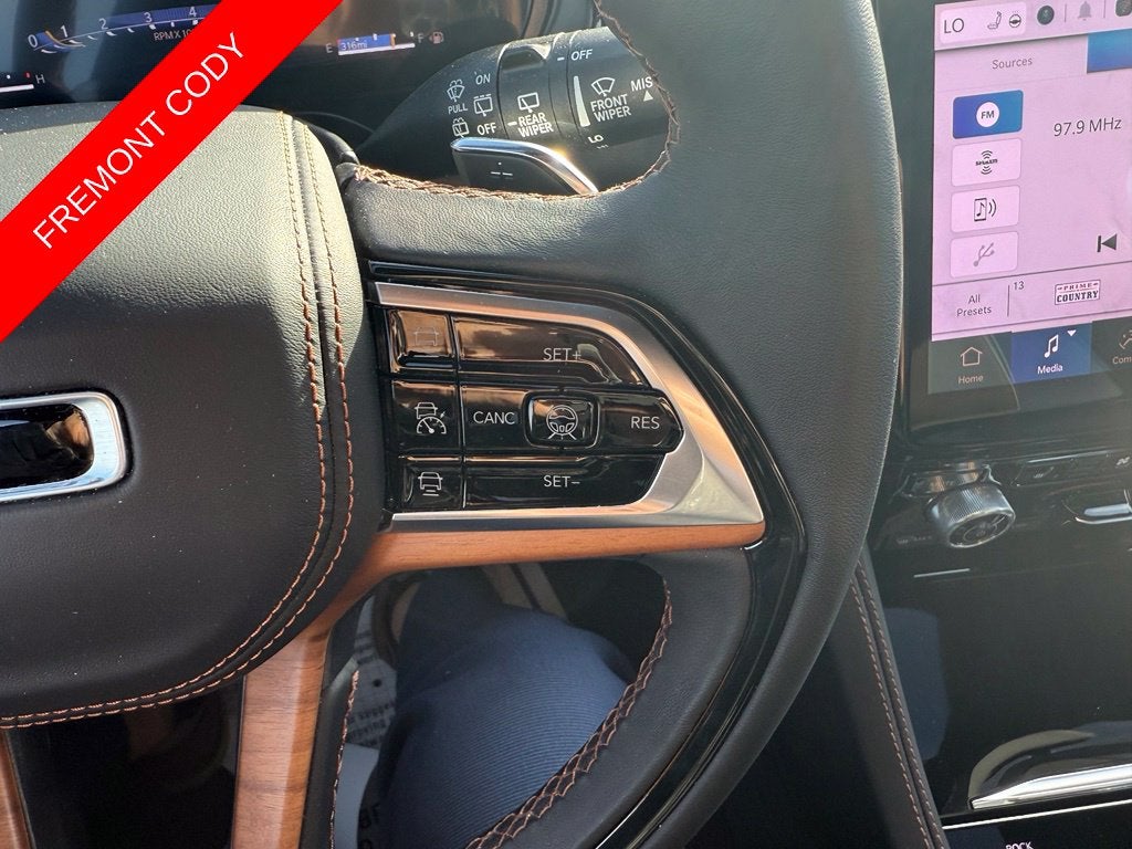 2025 Jeep Grand Cherokee Summit Reserve