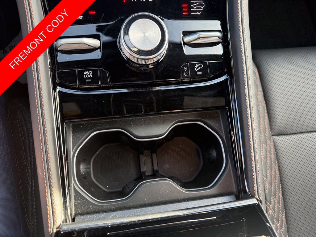 2025 Jeep Grand Cherokee Summit Reserve
