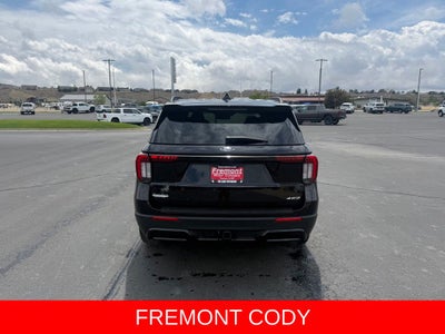 2025 Ford Explorer ST-Line
