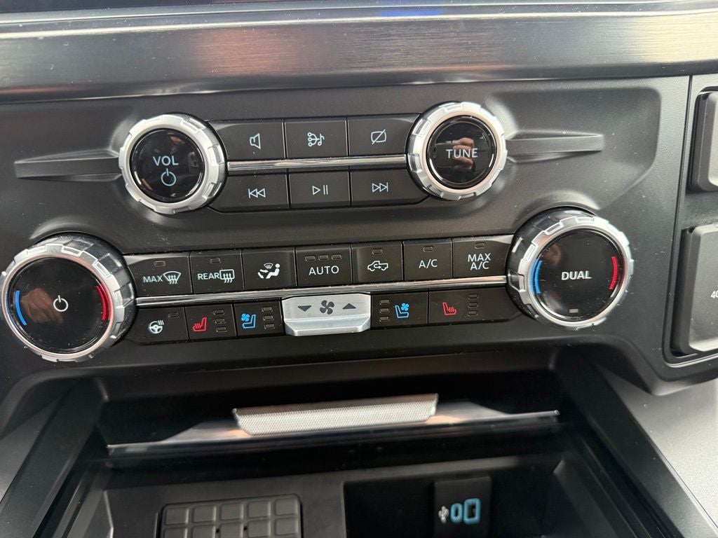 2024 Ford F-350SD Lariat