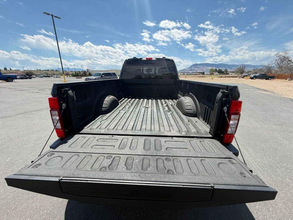 2022 Ford F-350SD XLT DRW