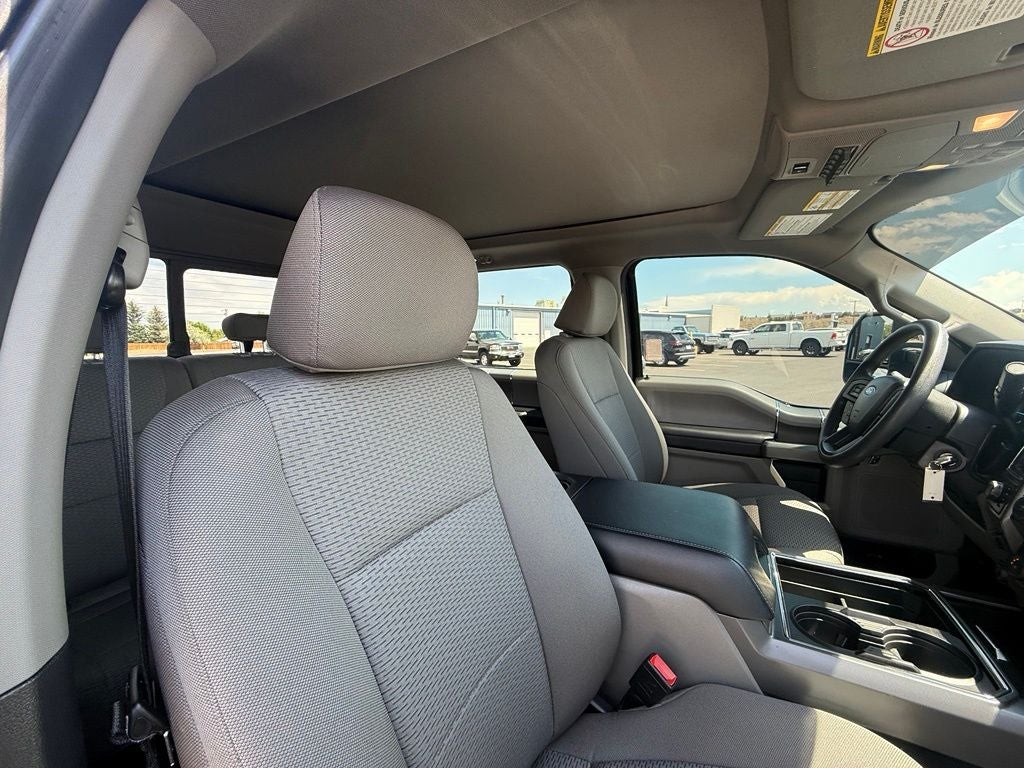 2022 Ford F-350SD XLT DRW