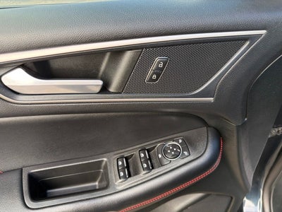 2022 Ford Edge ST Line