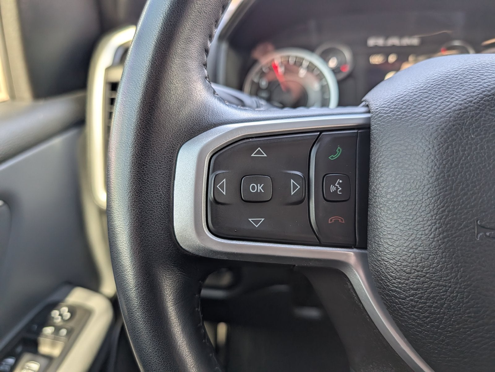 2023 RAM 1500 Big Horn Crew Cab 4x4 5'7' Box